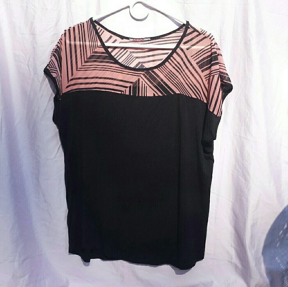 Pink and black top